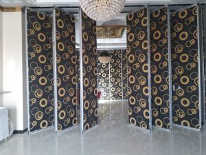 Pembatas ruangan GESER