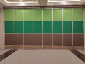 Spesialis partisi geser